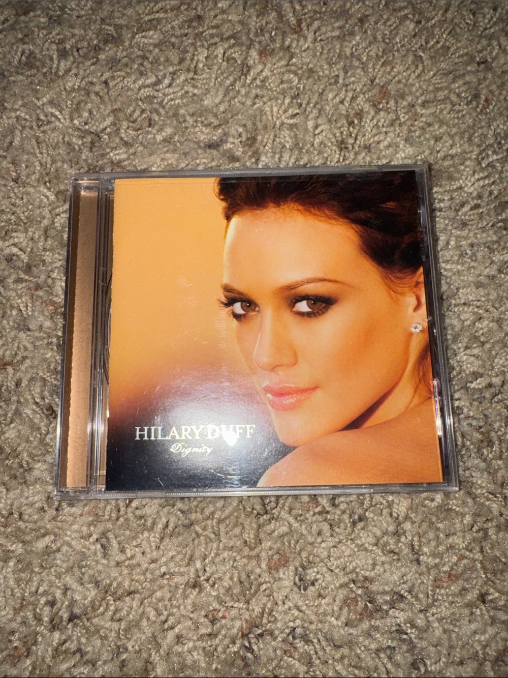 Hilary Duff-Dignity CD